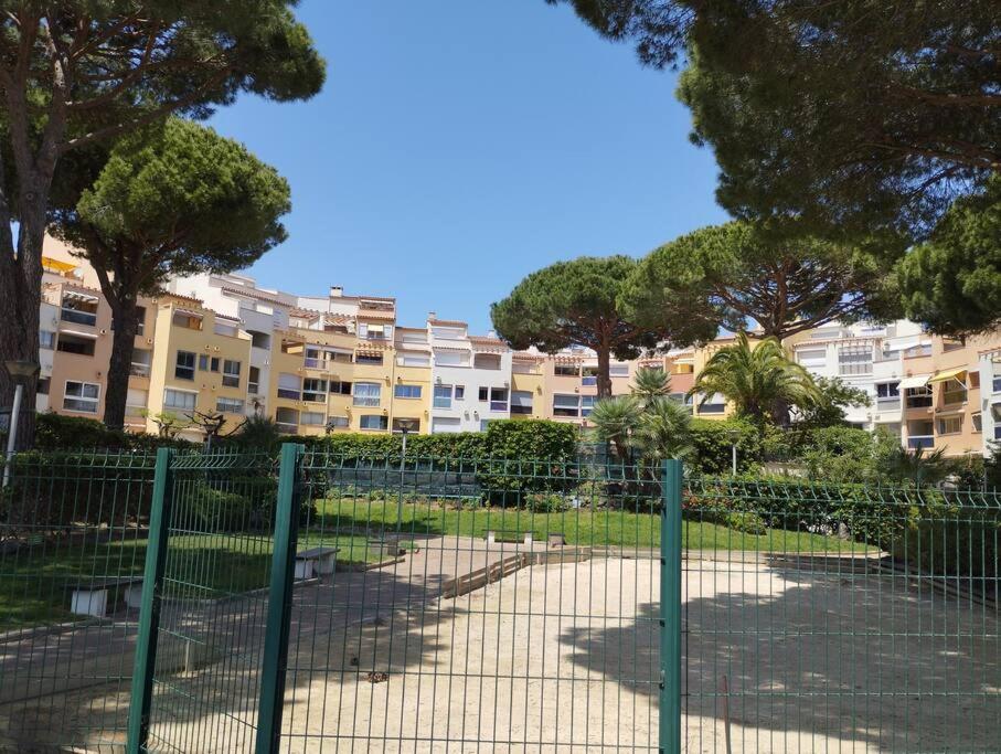 Studio 4 Couchages Avec Piscine D'Ete Vue Port Agde Extérieur photo